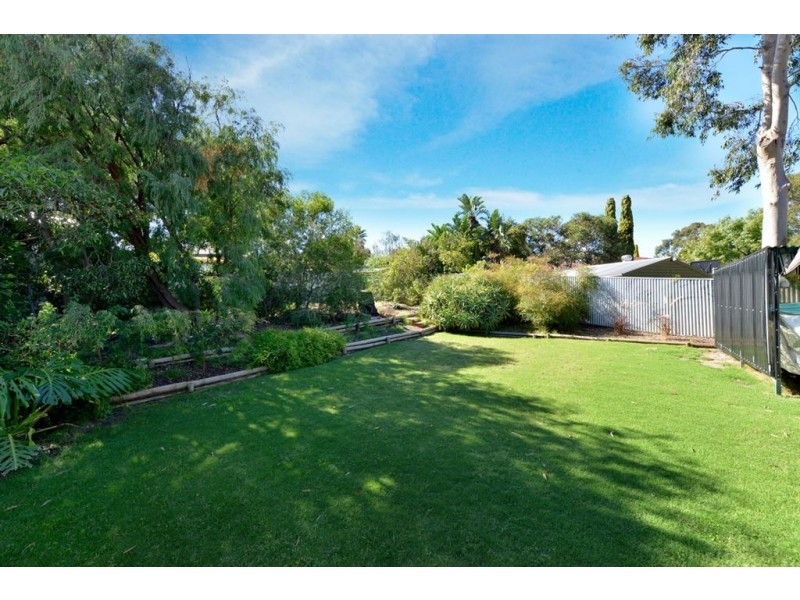 96 Sunnymeade Drive, Aberfoyle Park SA 5159