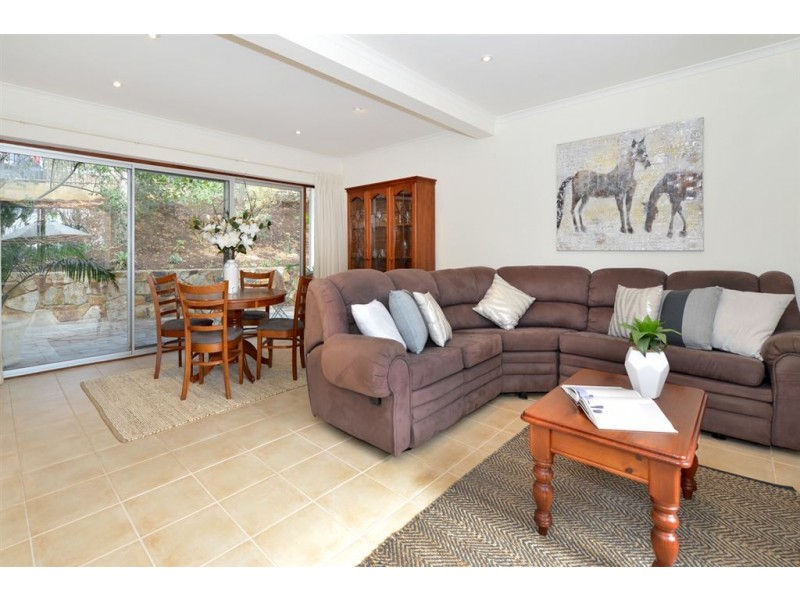 37 Ridgehaven Drive, Bellevue Heights SA 5050