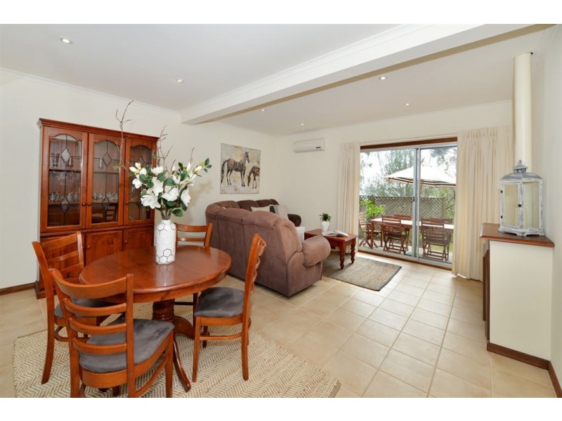 37 Ridgehaven Drive, Bellevue Heights SA 5050