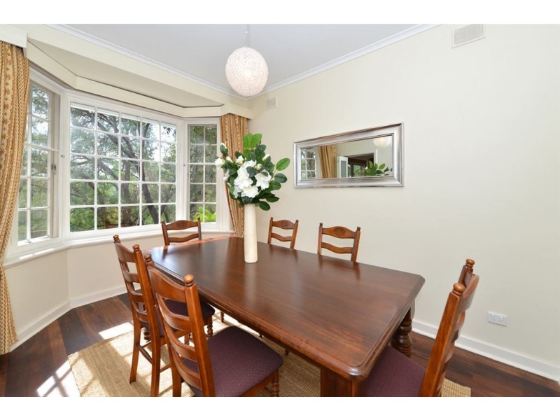 37 Ridgehaven Drive, Bellevue Heights SA 5050