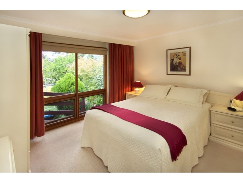 38 Thorngate Drive, Belair SA 5052