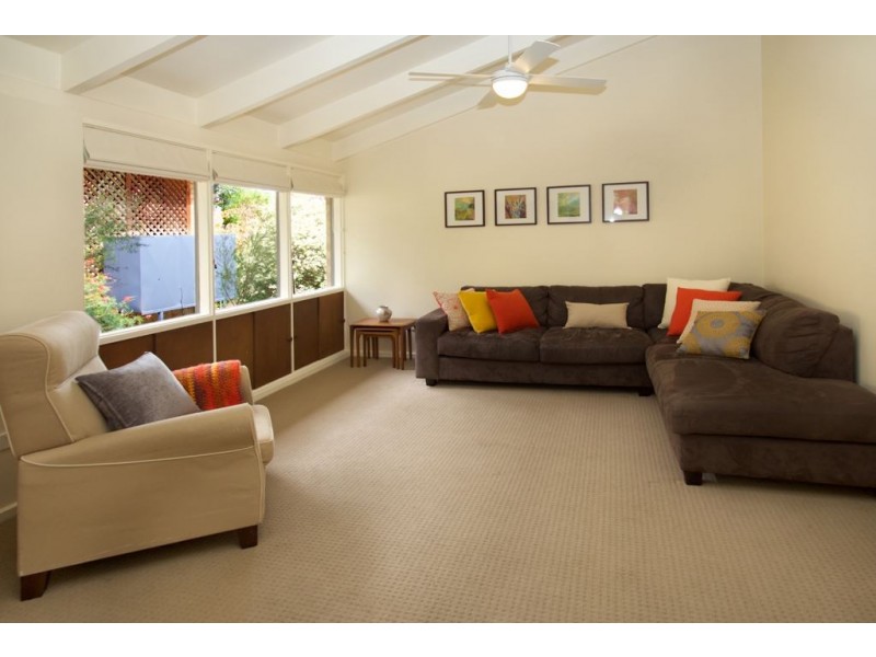 8 Coro Crescent, Coromandel Valley SA 5051