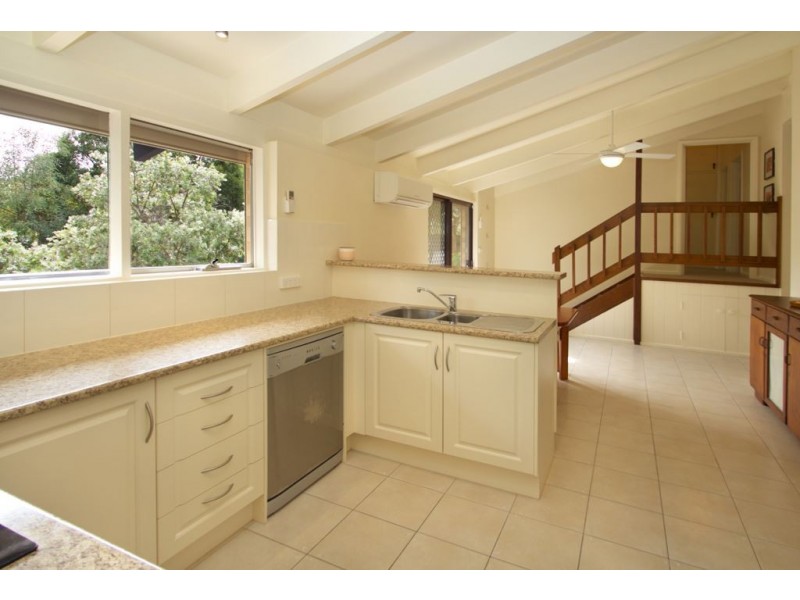 8 Coro Crescent, Coromandel Valley SA 5051