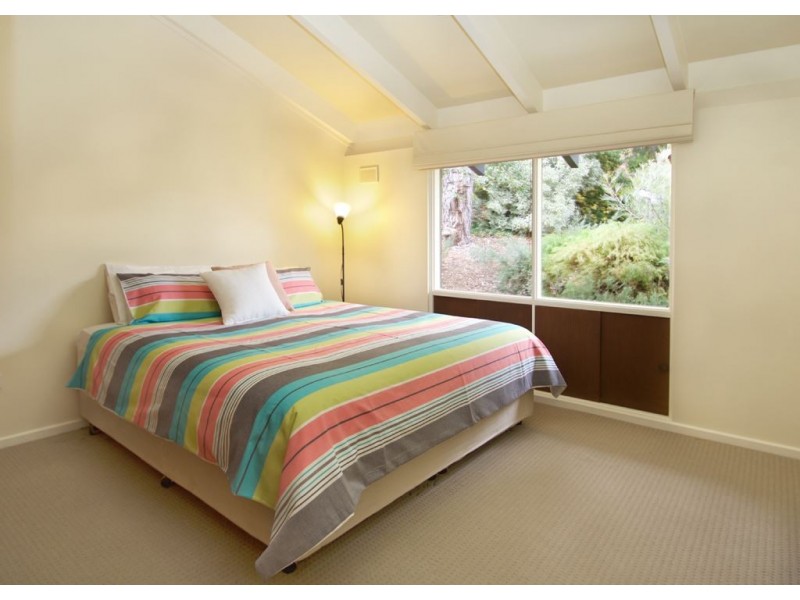 8 Coro Crescent, Coromandel Valley SA 5051