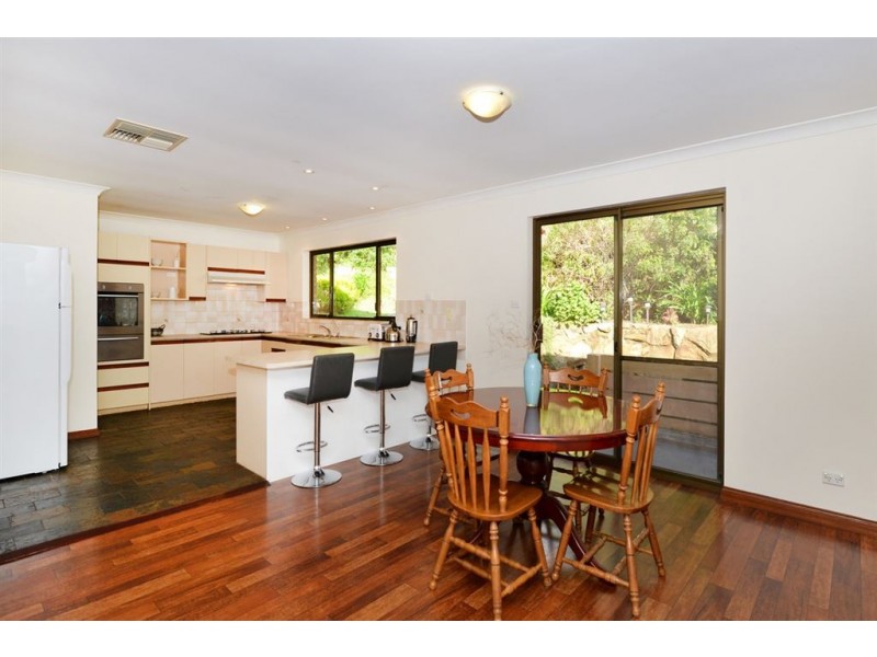 11 Chitunga Road, Eden Hills SA 5050