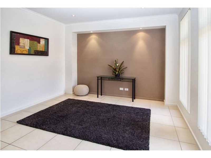 23 Parsons Grove, Park Holme SA 5043