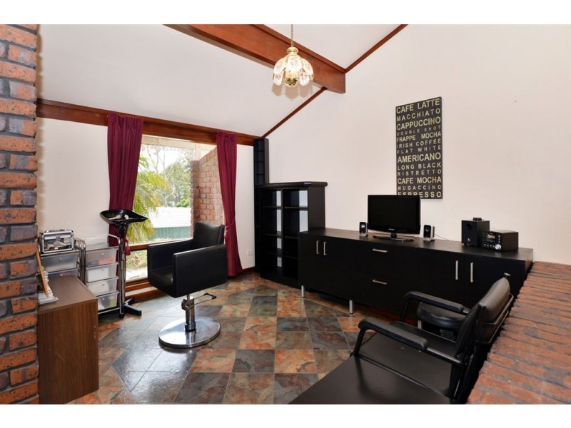 2 Casuarina Place, Aberfoyle Park SA 5159