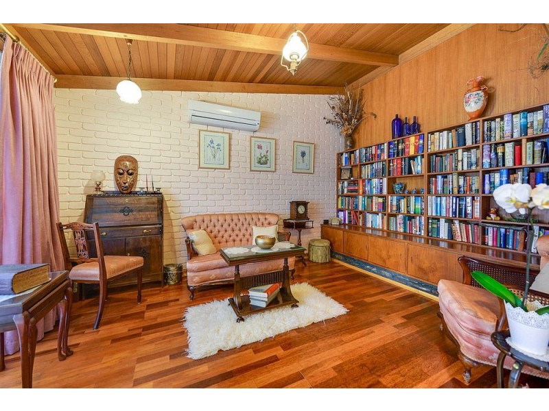 174 Coromandel Parade, Coromandel Valley SA 5051