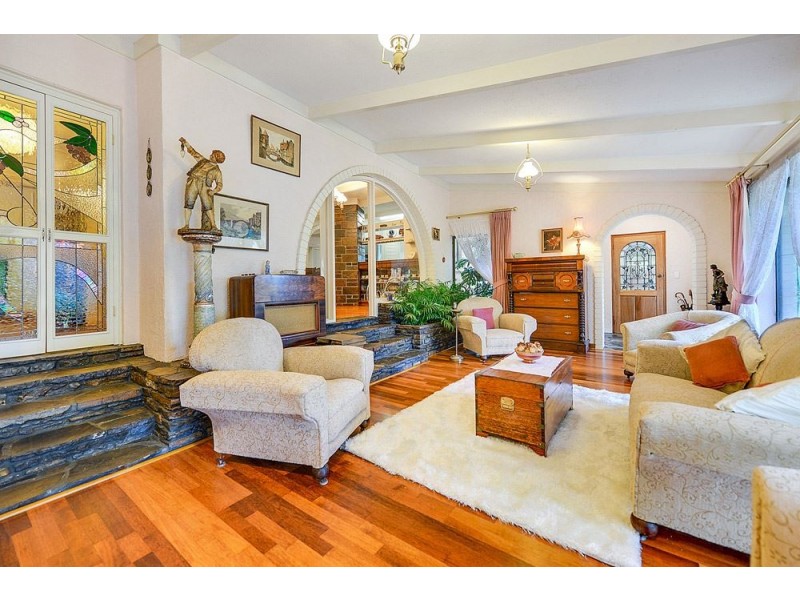 174 Coromandel Parade, Coromandel Valley SA 5051