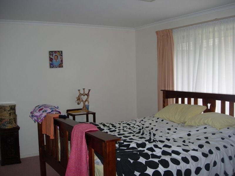 12 Knightsbridge Court, Happy Valley SA 5159