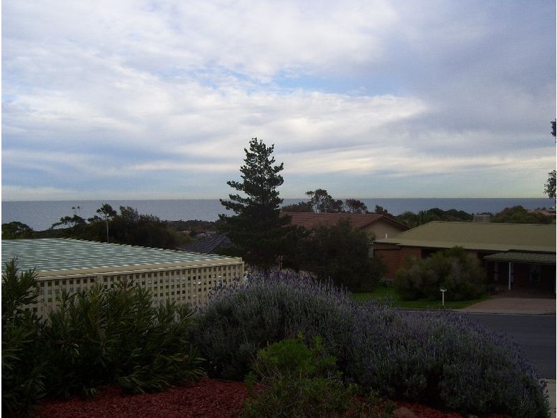 29 Minnipa Drive, Hallett Cove SA 5158