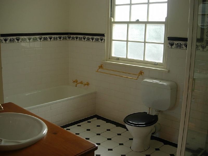 2 Glenarm Court, Flagstaff Hill SA 5159