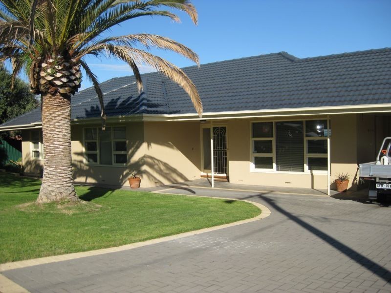 17 Albert Street, Seacliff Park SA 5049