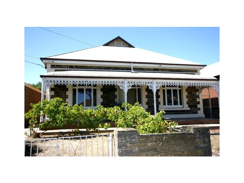 30 & 30a Fletcher Road, Birkenhead SA 5015