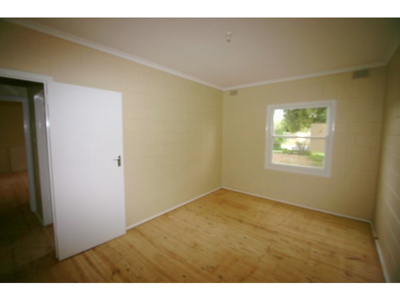 4 Macedonia Street, Taperoo SA 5017