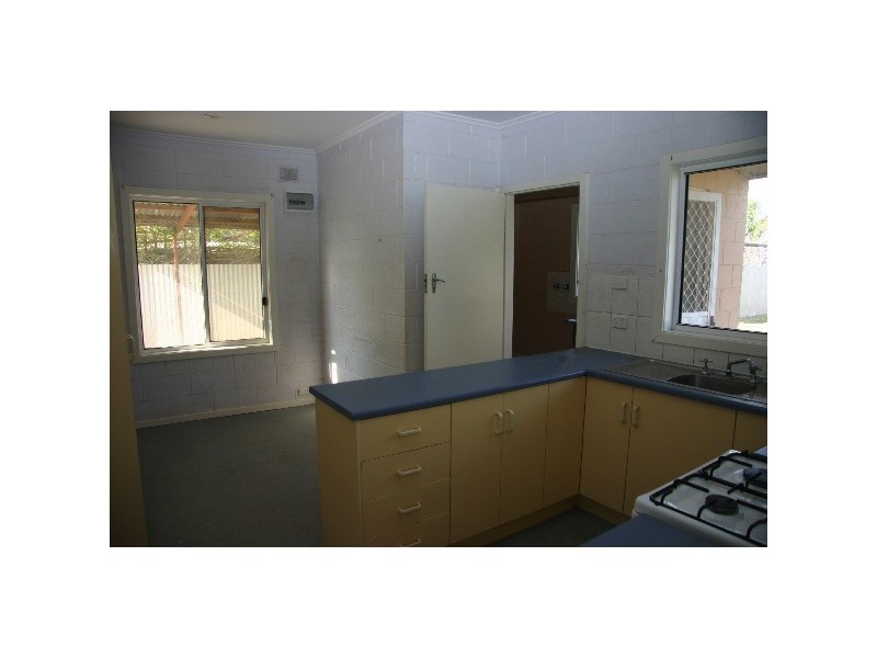 26 Gedville Road, Taperoo SA 5017