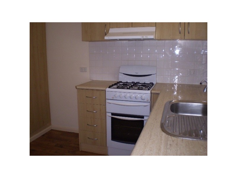 2/35 Old Port Road, Queenstown SA 5014