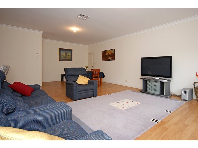 1 Farncomb Court, Largs North SA 5016