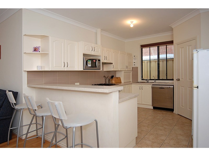 1 Farncomb Court, Largs North SA 5016