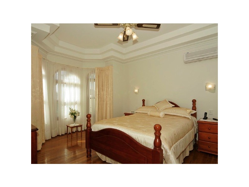 1a Eastbourne Tce, Rosewater SA 5013