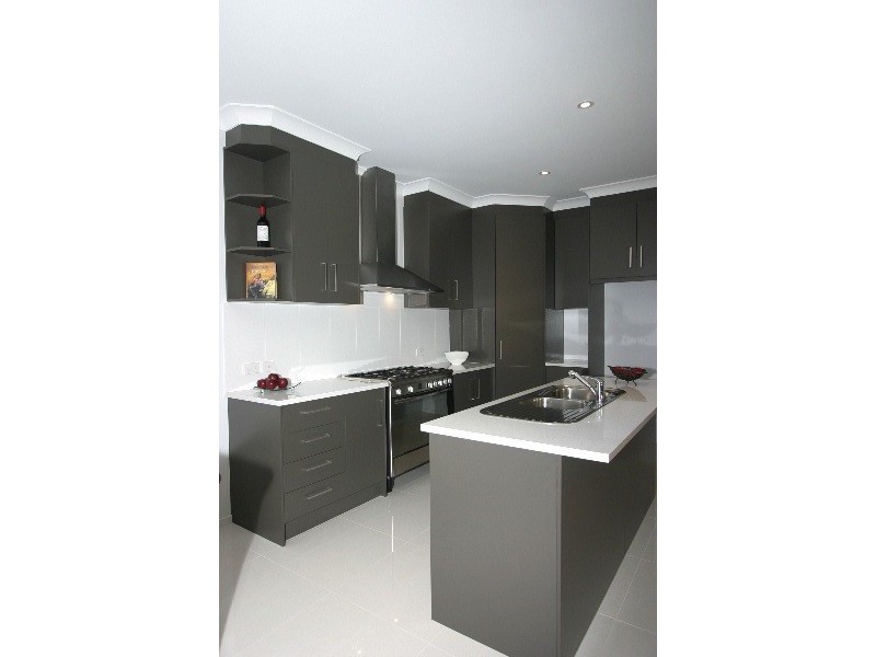 4a Heysen Crescent, West Lakes Shore SA 5020