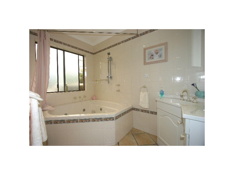 25 Oronsay Drive, North Haven SA 5018