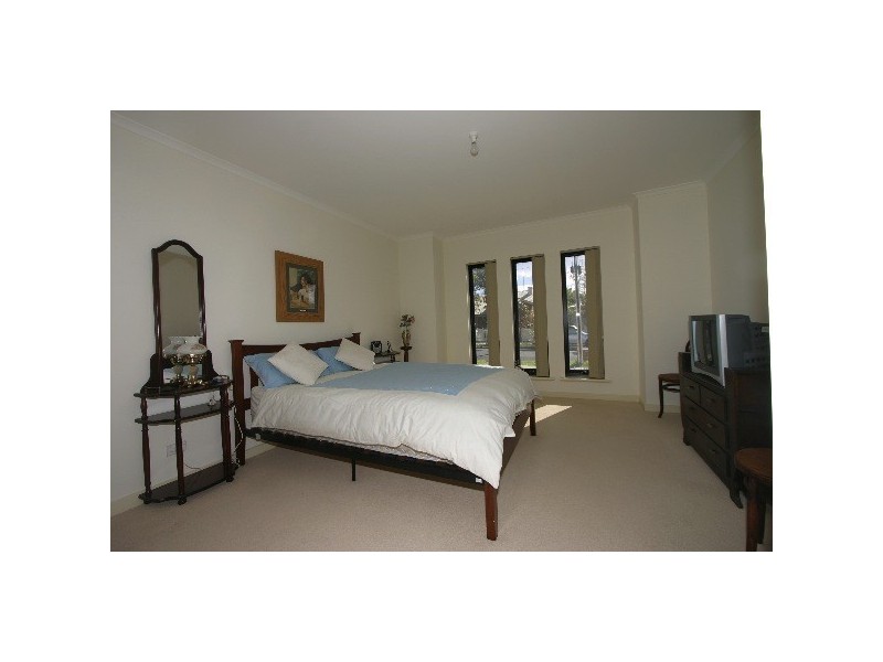 40 Claughton Road, Largs Bay SA 5016