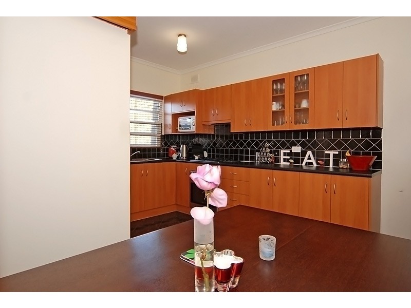 18/32 Simcock Street, West Beach SA 5024