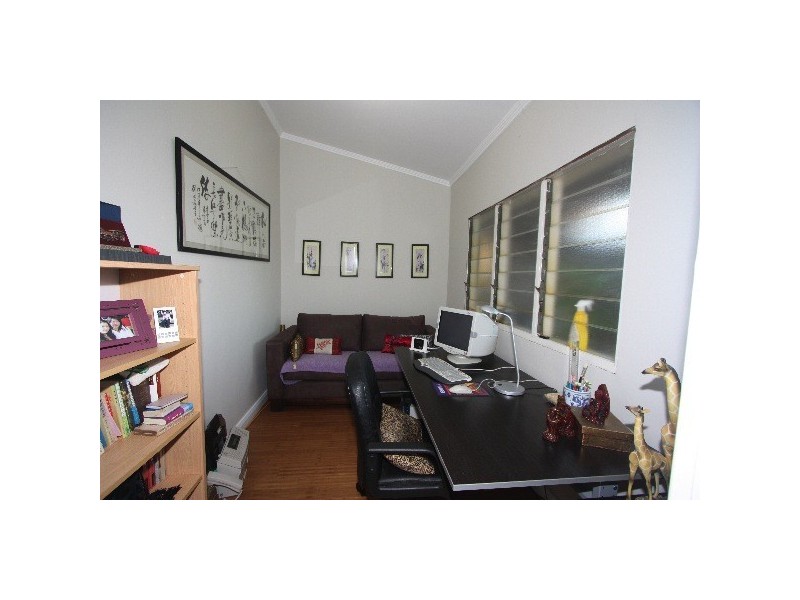 16 Queen Street, Pennington SA 5013