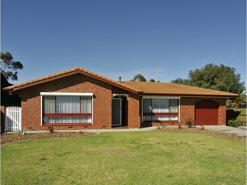32 Lancaster Drive, North Haven SA 5018