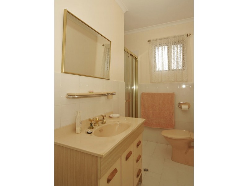 32 Lancaster Drive, North Haven SA 5018