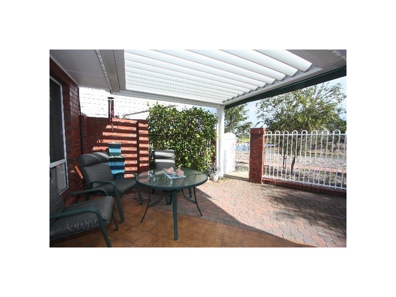 3/4 Cocos Grove, West Lakes SA 5021