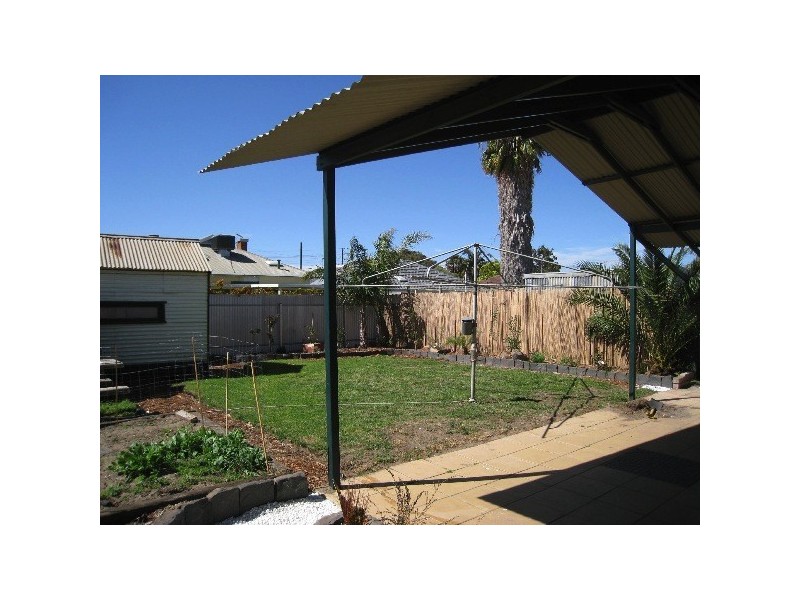 14 Francis Street, Peterhead SA 5016