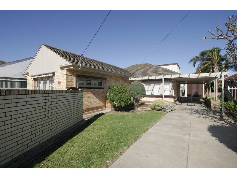 32 Branwhite Street, Woodville South SA 5011