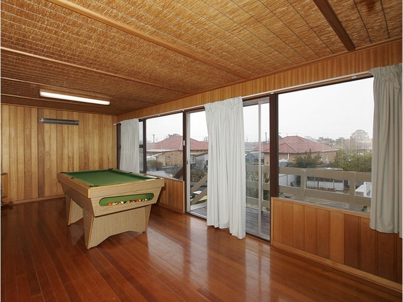 32 Branwhite Street, Woodville South SA 5011