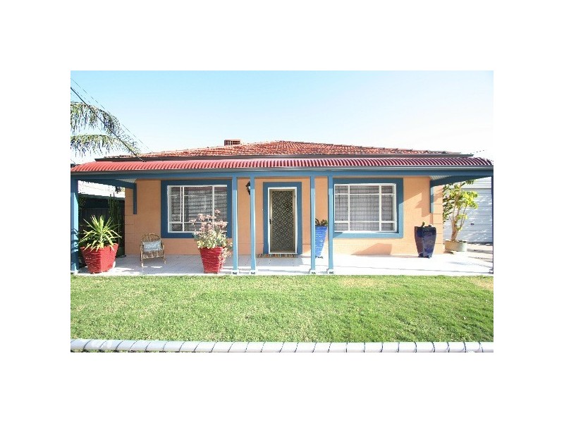 10 Gertrude Street, Taperoo SA 5017