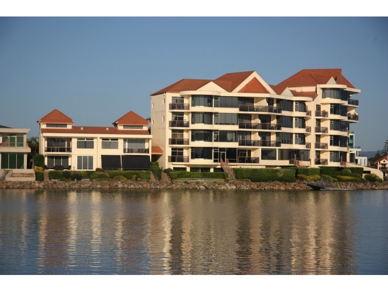 22/24 Martin Court, West Lakes SA 5021