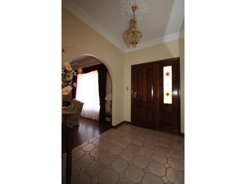 11 Salem Court, North Haven SA 5018