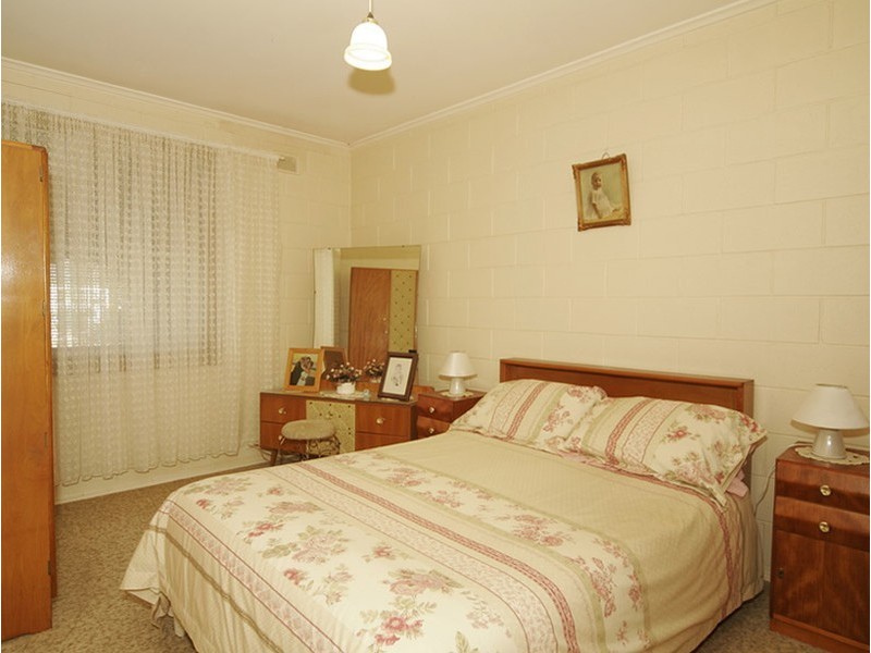 1 Ventura Avenue, Taperoo SA 5017