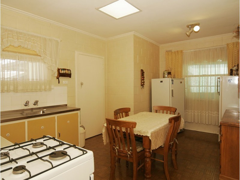 1 Ventura Avenue, Taperoo SA 5017