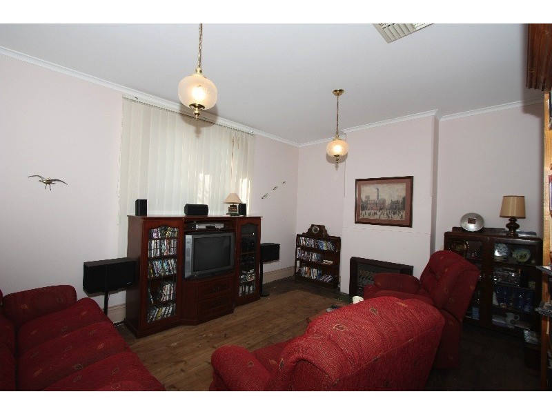 118 New Street, Queenstown SA 5014