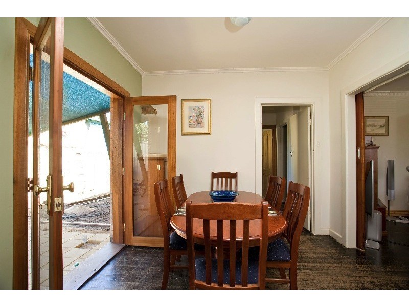 36 Cave Street, Semaphore SA 5019