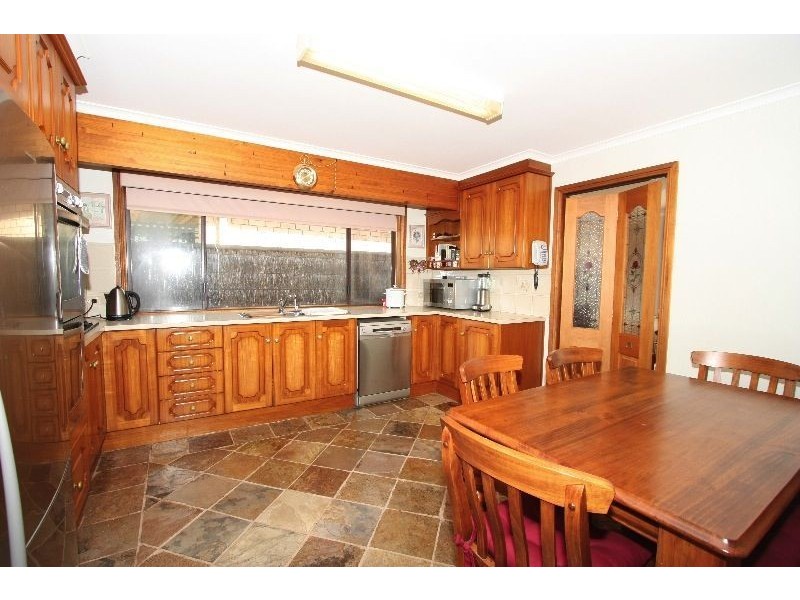 11 Bahamas, West Lakes SA 5021