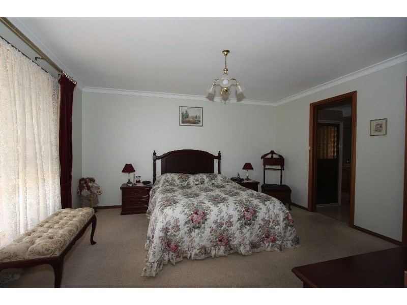 11 Bahamas, West Lakes SA 5021