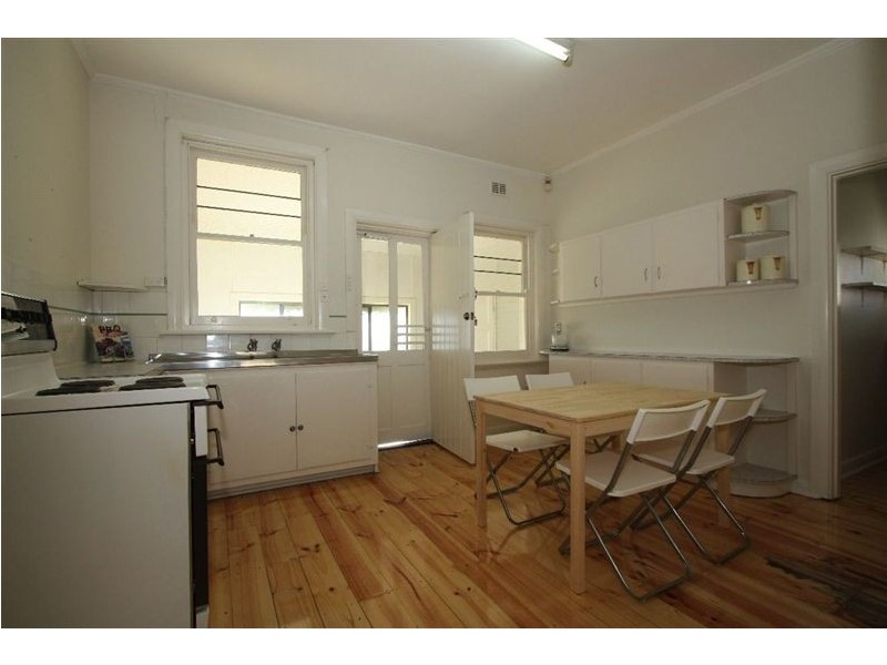 13 Portland Road, Queenstown SA 5014