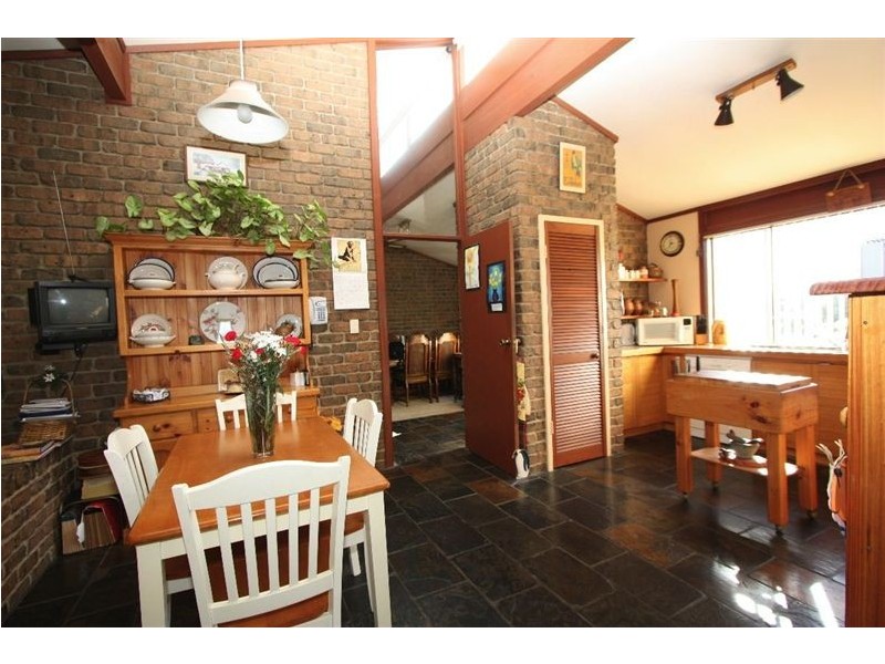 5 Trinidad Court, West Lakes SA 5021