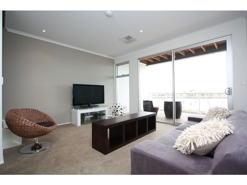 26 Yao Cove, Port Adelaide SA 5015