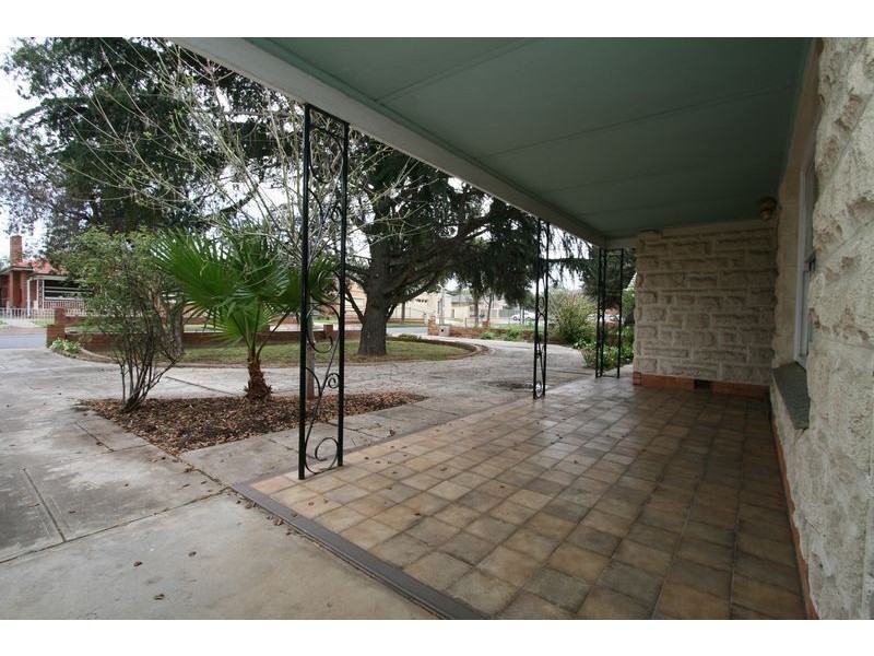 9 Clisby Street, Vale Park SA 5081