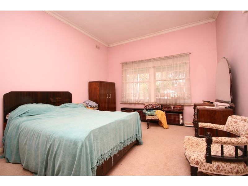 9 Clisby Street, Vale Park SA 5081