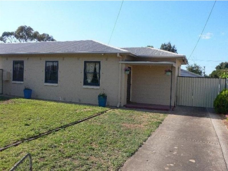 10 Kooringa Street, Taperoo SA 5017